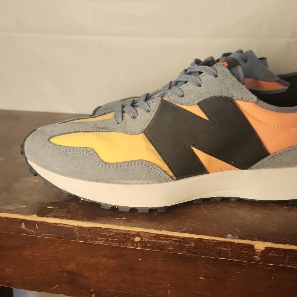 NEW BALANCE 327